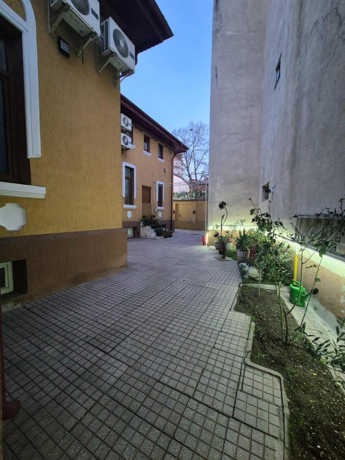Boutique Old 6 * Bucarest